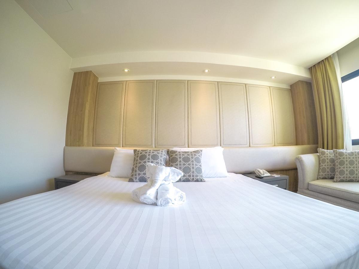 Hiran Residence Patong Exterior foto